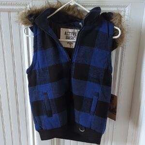 Active Basic Black and Blue Hooded Vest. NWT